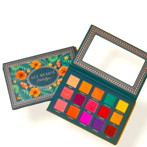 Ace Beaute Other - ACE BEAUTE Nostalgia Eyeshadow Pallet